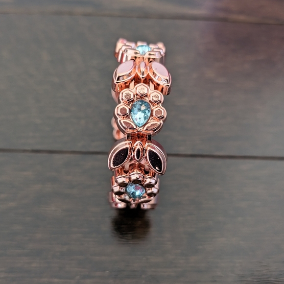 sz:5/6 Elena of Avalor girls Disney Princess dress/costume & bangle/bracelet - Picture 11 of 13